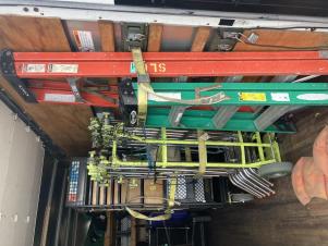 16ft 2011 Isuzu NPR HD 3 Ton Grip Truck 